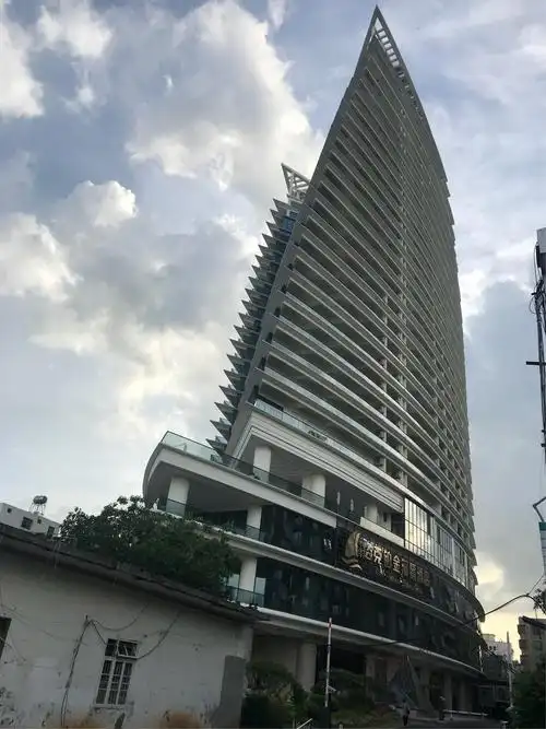 洛克铂金海景酒店