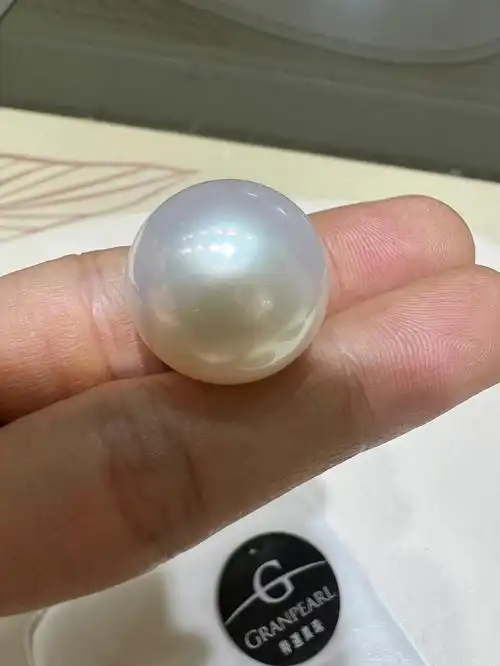 180mm特选澳白青粉光极微生长纹大龙珠