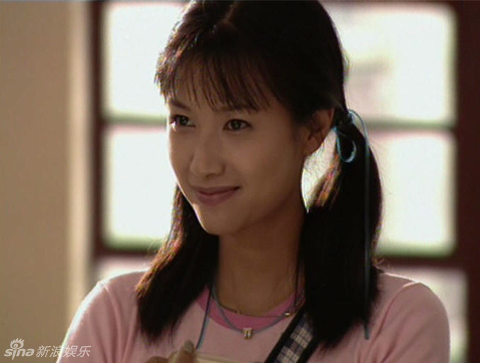 [青春照相馆]徐静蕾青涩旧照:清淡如菊的率直女