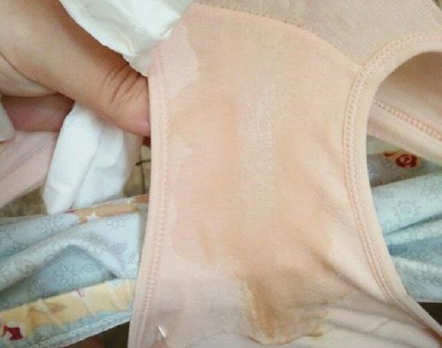 "造人期"的女性,排卵10天后,内裤上有这种痕迹,八成是怀孕了
