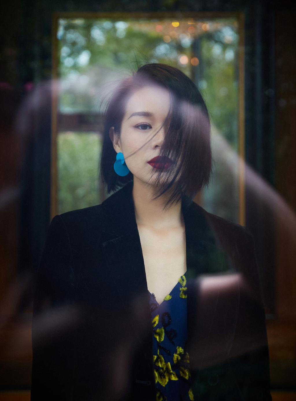 胡杏儿短发优雅魅力写真图片79