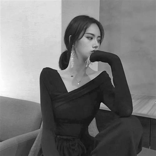 时尚与高贵的霸气头像黑暗超拽女完美演绎女强人