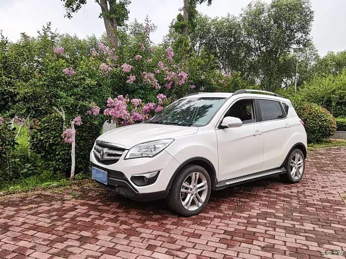 【图】王者风范的姿态,拥有cs35的甜蜜时光!_长安cs35论坛_汽车之家论