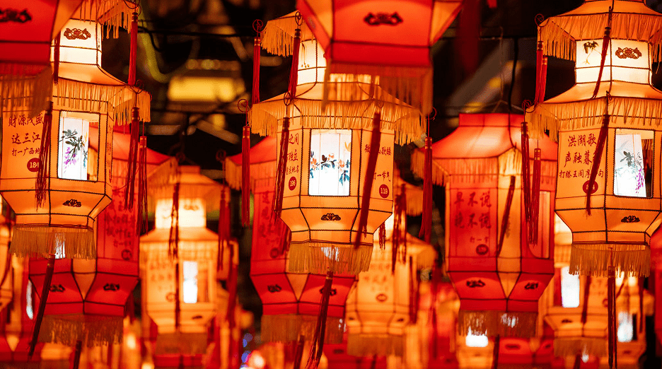 元宵节:传统花灯在现代的传承与意义