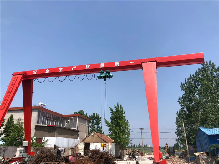 中成10吨单梁龙门吊电动葫芦龙门吊厂家制作各种尺寸型号