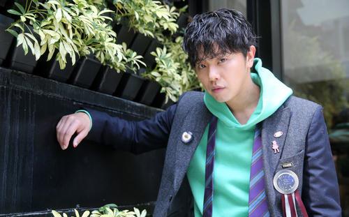 原创他是杨丞琳前男友也是娱乐圈少有多面手36岁在家中英年早逝