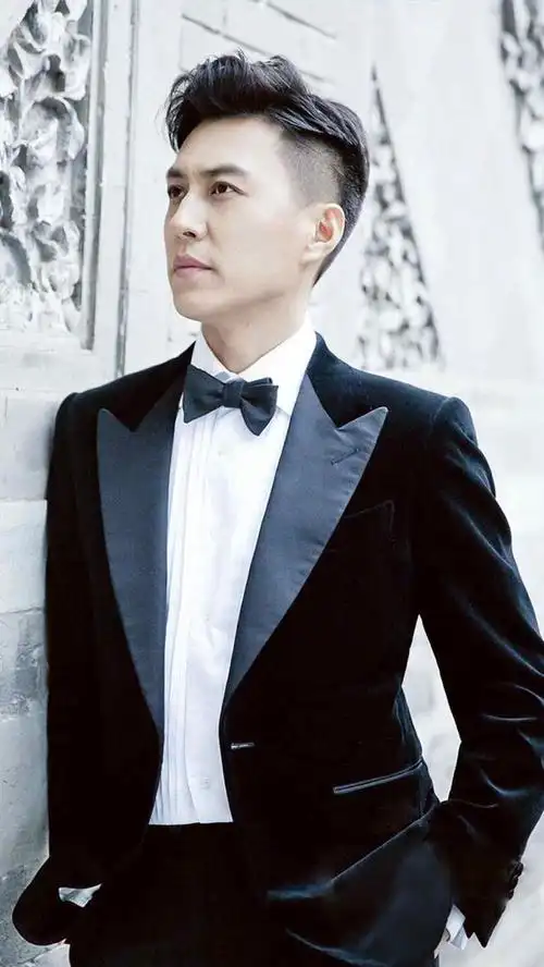 靳东的瓜也太大了,朋友圈都炸锅了!