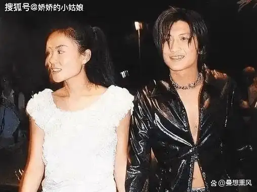 尽管分手多年,王菲一直没有洗掉这个纹身,而谢霆锋更是表示永远不会