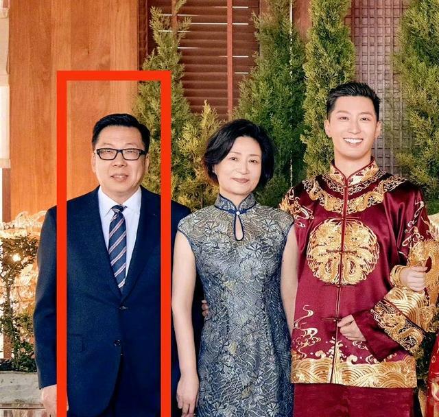 窦骁的父母是干什么的(浅谈窦骁的真实家境)