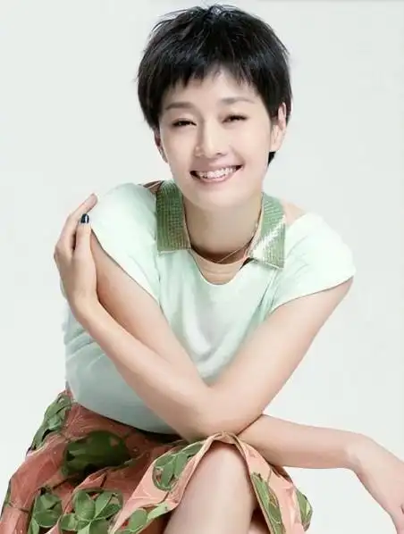 马伊琍离婚3年生活风光无限前夫文章的处境却截然不同