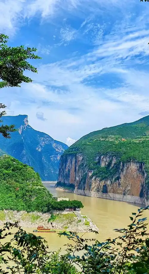 好山好水好风景 #一起享受大自然的美 #青山绿水蓝天白云  - 抖音