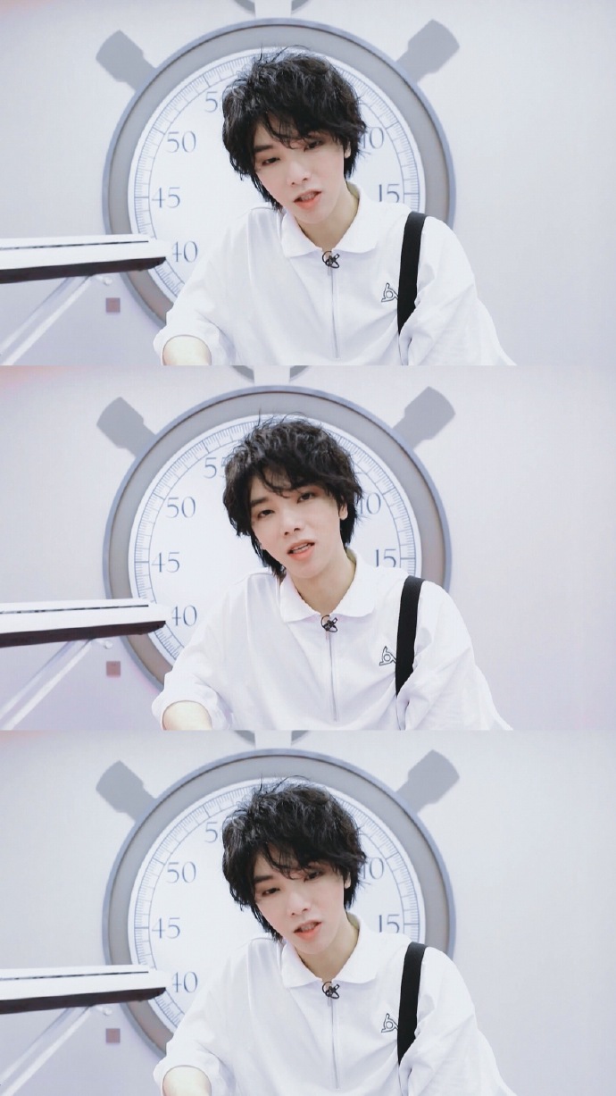 华晨宇2024向阳而生#hcy#2024华晨宇火星演唱会#  夏日限定的奶飒飒!