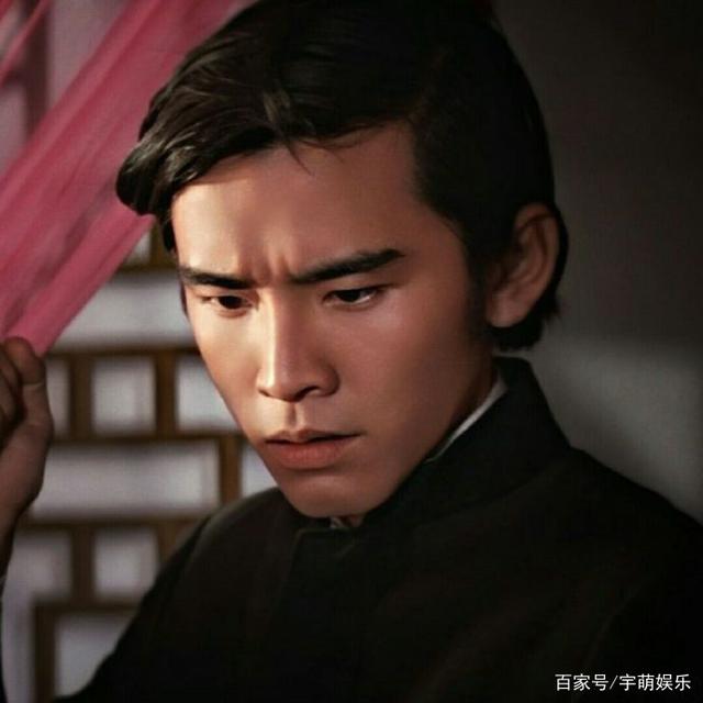 亚洲影帝姜大卫:与李小龙同时代的武侠巨星,73岁风采依旧