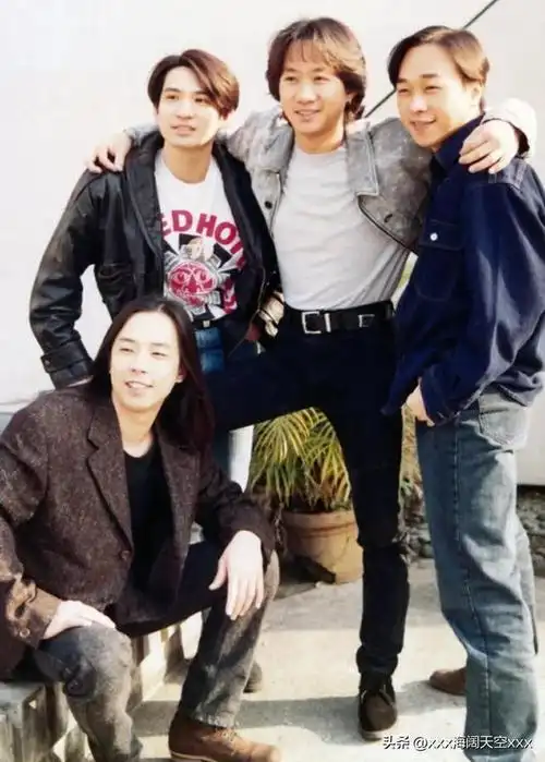 beyond家驹重现舞台(beyond与家驹的故事第九集)(6)