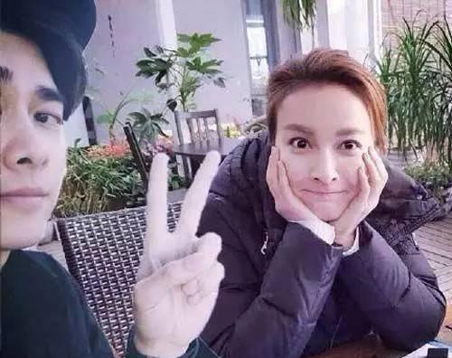 李易峰吴昕微博承认恋情大方秀恩爱, 网友: 这次真在一起了