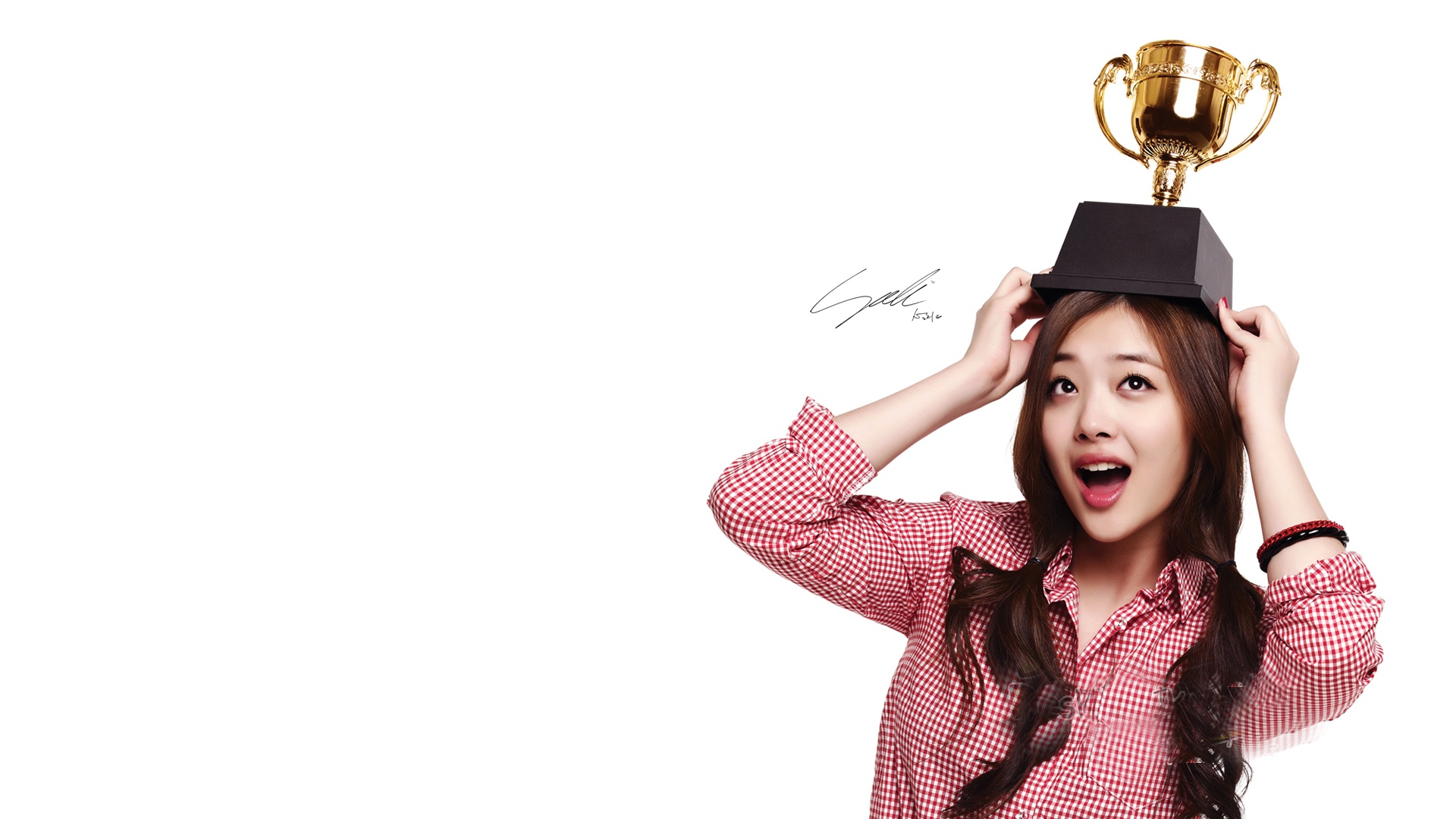 韩国美女明星崔雪莉,高清图片,电脑桌面-壁纸族