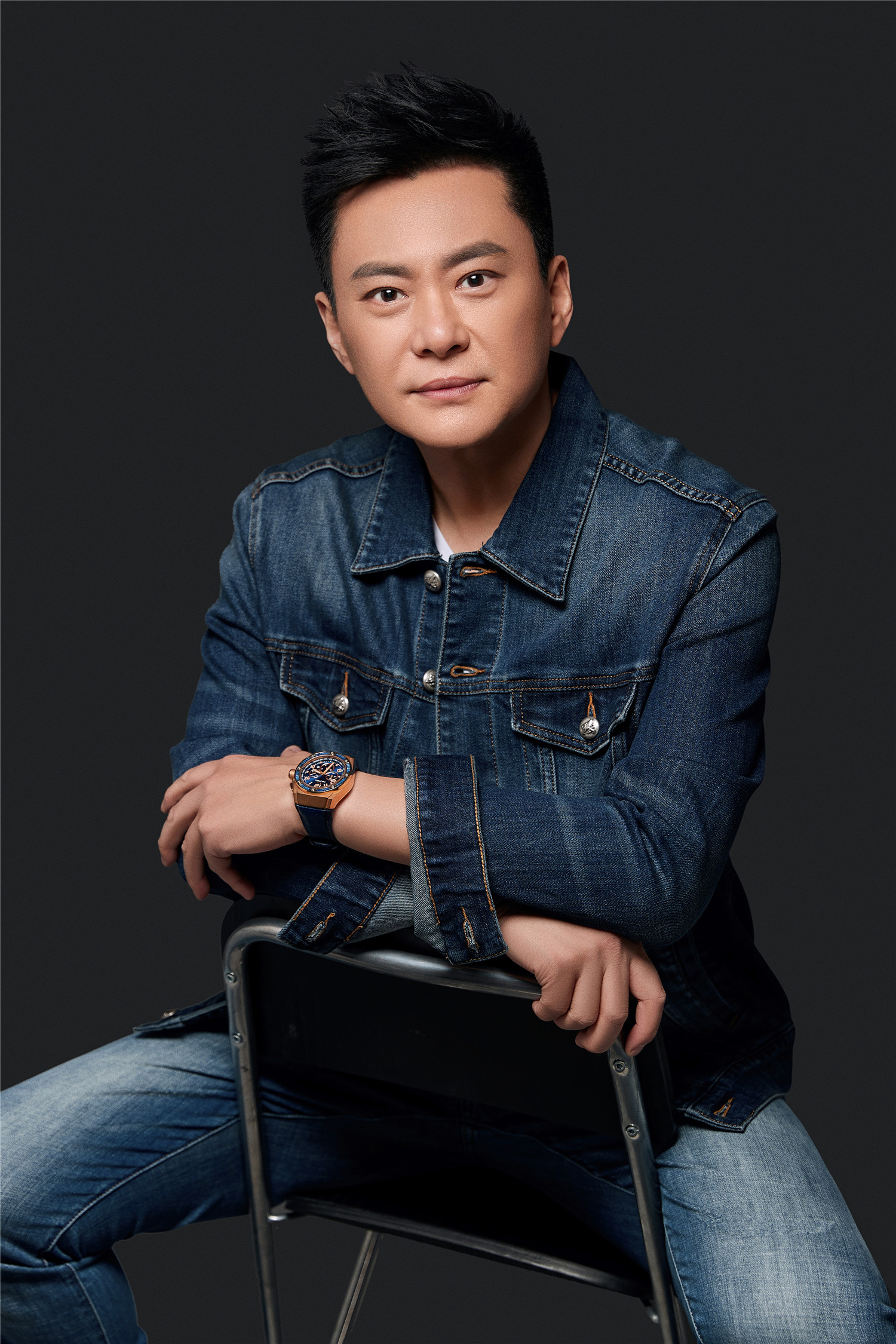 p>王斑,1971年7月7日出生于河南省郑州市,中国内地演员,导演;北京