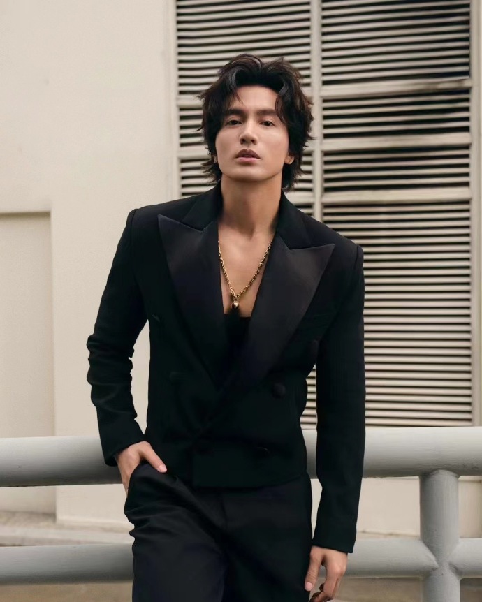 网剧夏花超话#言承旭#光是遇见,就已经很美好了97@言承旭jerry