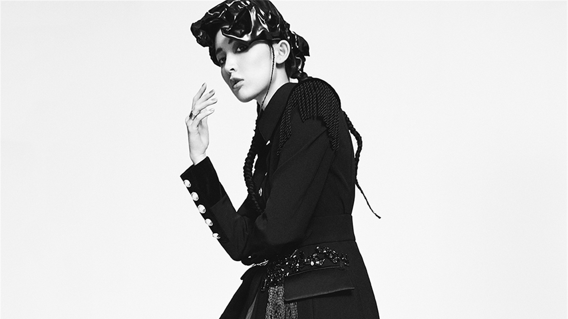 古力娜扎潮流个性杂志写真图片壁纸