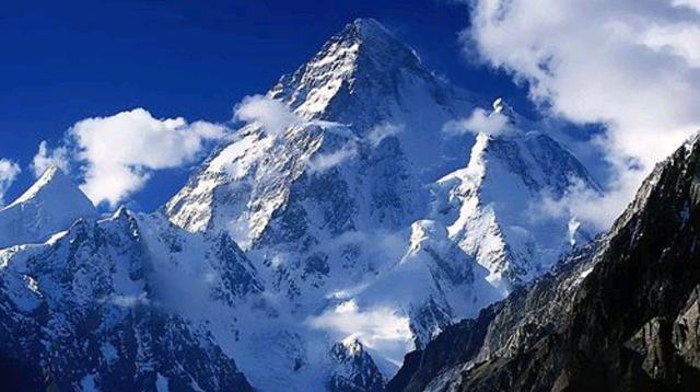 世界第二高峰乔戈里峰