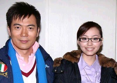 资深媒体人出书曝光张靓颖黄健翔"地下恋情"