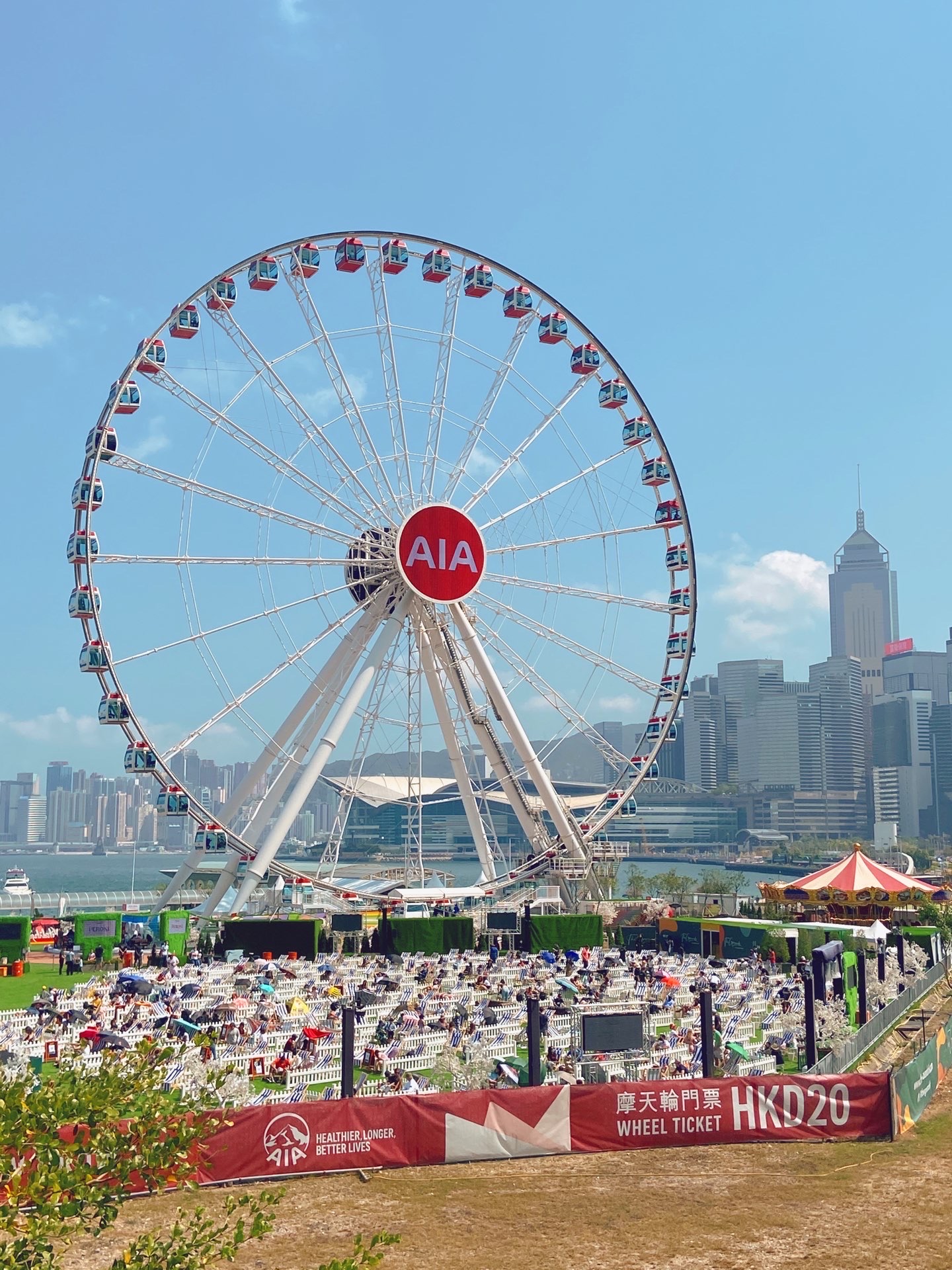 香港必去的三个地方(香港哪里最好玩)-第2张图片-潮百科