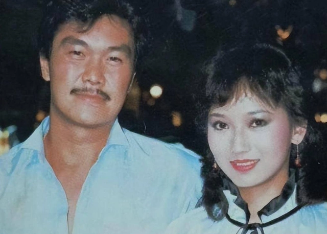 只是,她忽略了一个问题,黄汉伟比赵雅芝大十岁,两人一旦确定关系,关