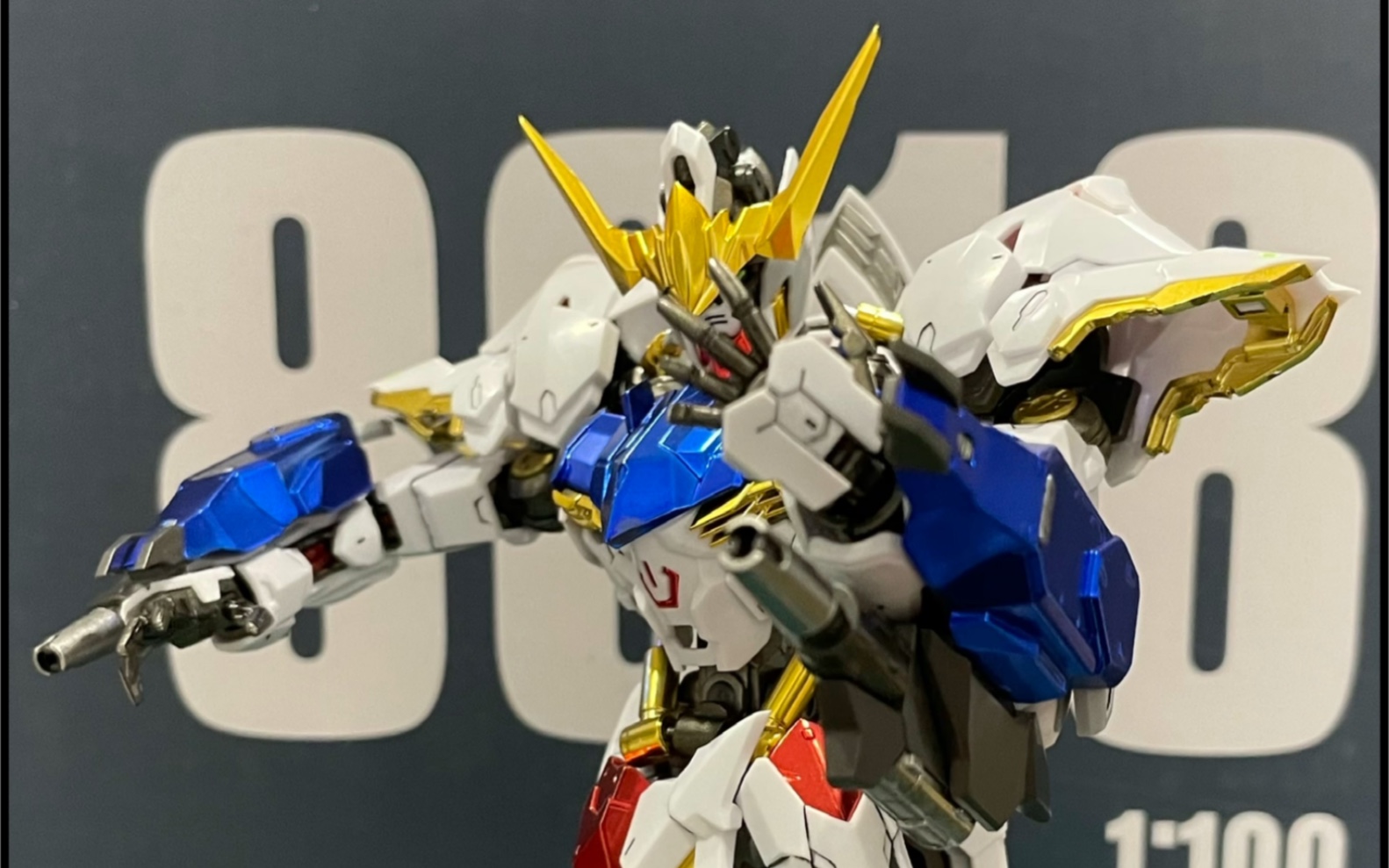 新手笔涂大班8818巴巴托斯第五形态陆战装备