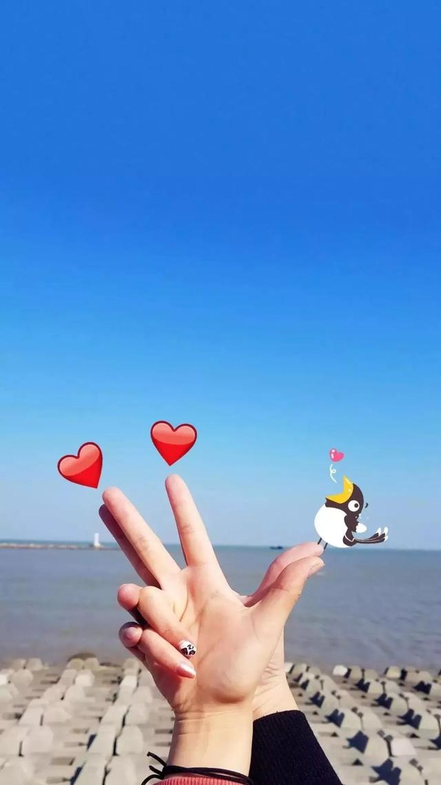 超甜爱心手势壁纸