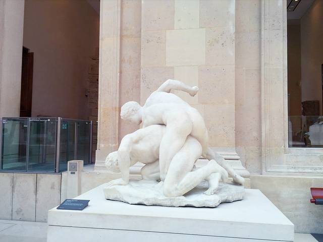 两位裸男你们在干嘛