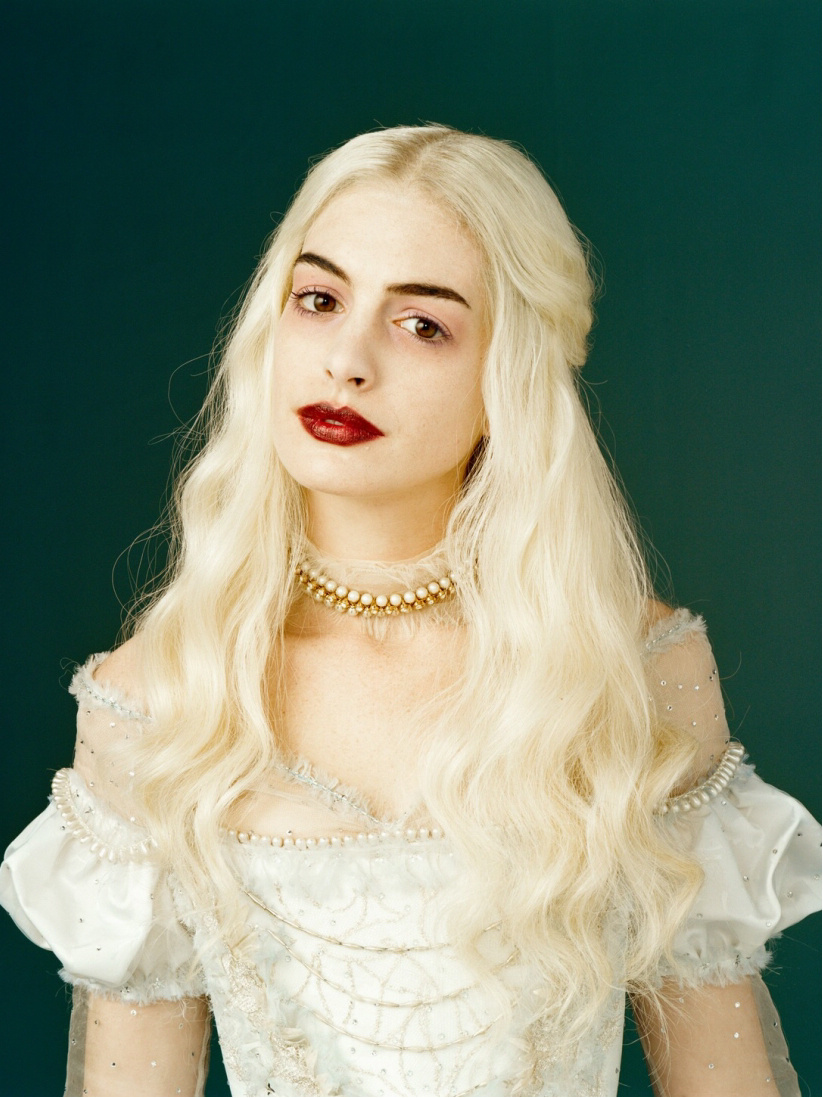 爱丽丝梦游仙境 白皇后 第二张水彩我对白皇后下手了 附带线稿,嘴巴上