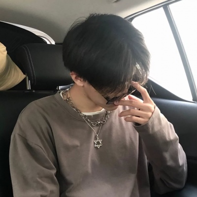 宋知意/小众风格成熟优质真人男头 没人比我更爱你_男生头像_我要个性