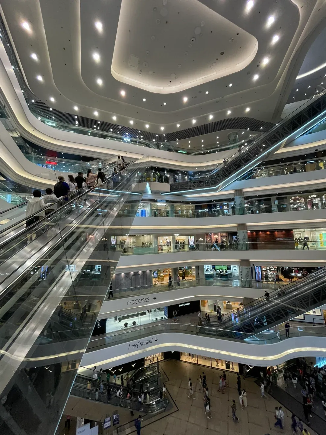 铜锣湾,时代广场,是香港最好逛的商场之一