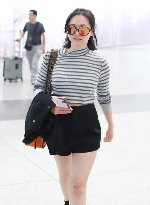 张靓颖发福是因为离婚吗?