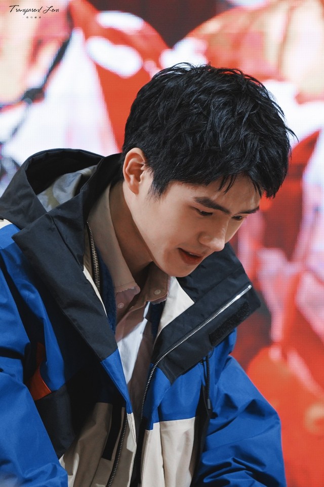 刘昊然:那个糖果是酸的