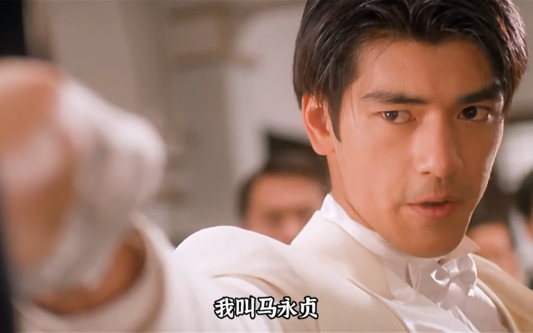 这部剧元彪的谭四爷的压迫感把马永贞压的死死地.