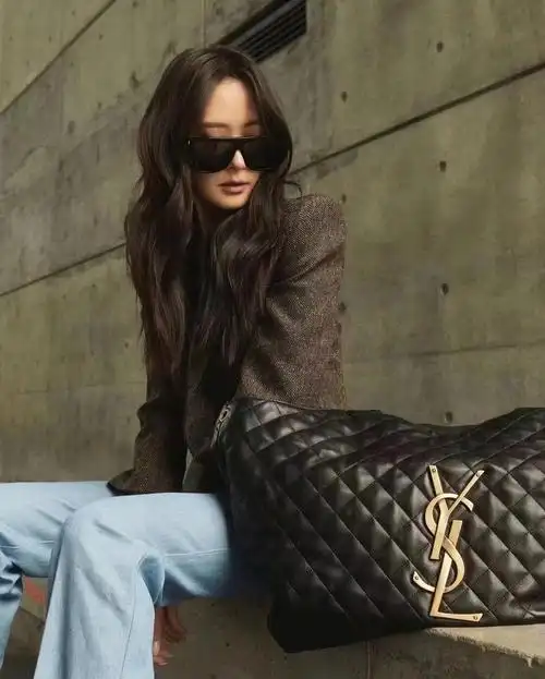 孙芸芸insaintlaurent