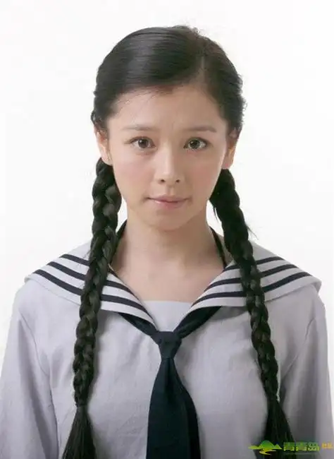 性感辣妈已out 如今"童颜辣妈"正当道