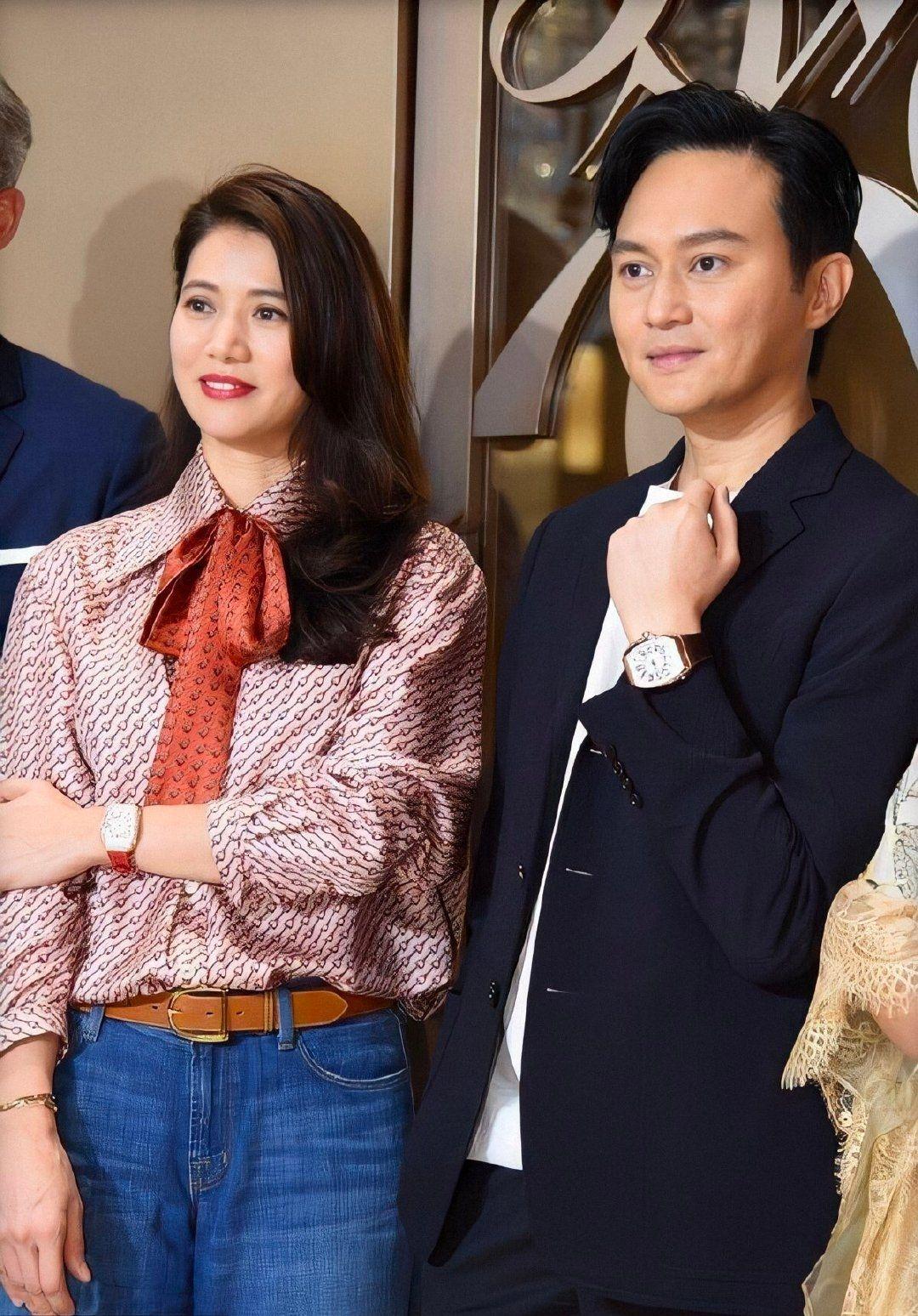 袁咏仪被富商包是什么时候(遭成龙封杀,放任老公泰国玩耍) 第18张