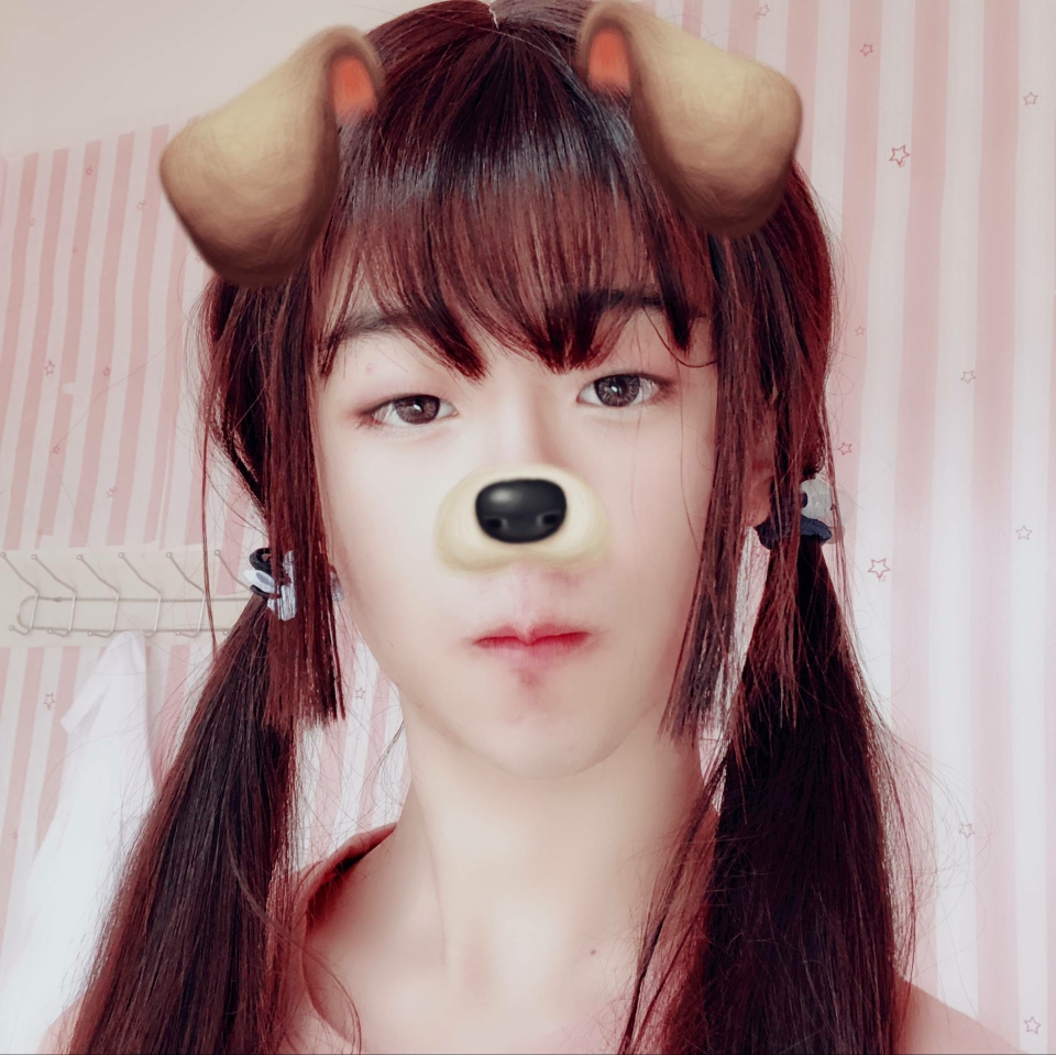 今天继续发一下群里头女装大佬们的照片