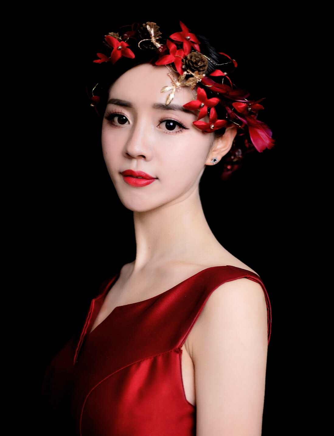 复古红时尚新娘,暗香浮动,性感妩媚,神秘又浪漫