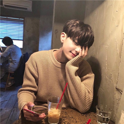 非主流男生帅气头像