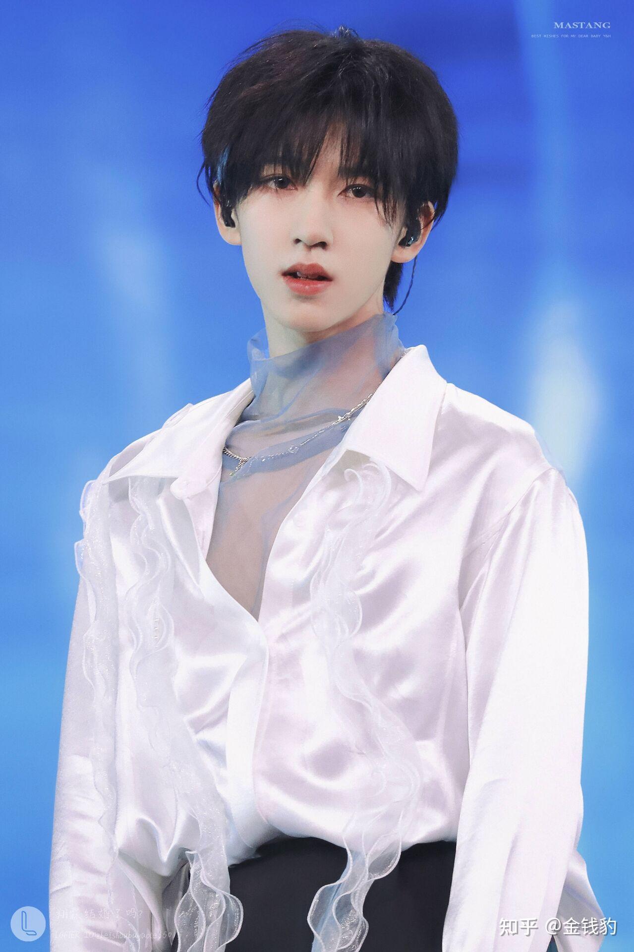 有没有贺峻霖的神图? - 知乎