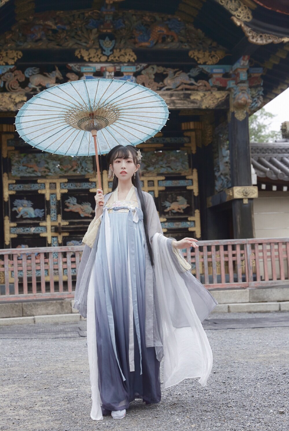 小豆蔻[长恨歌] 传统汉服大袖衫对襟上襦刺绣齐胸襦裙套装非古装