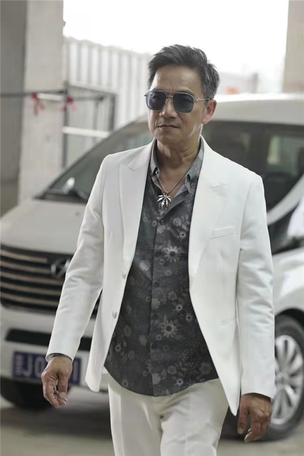 演员骆达华签约海惟传媒开启事业新版图