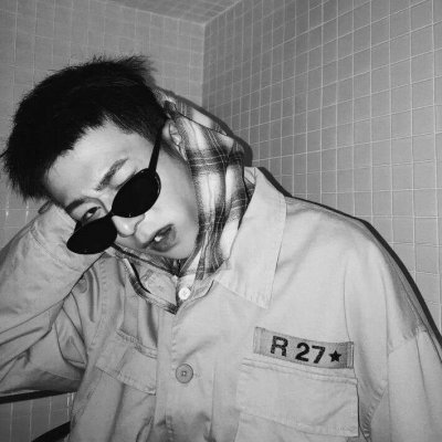 霸气男超拽头像社会超酷男生黑白图片