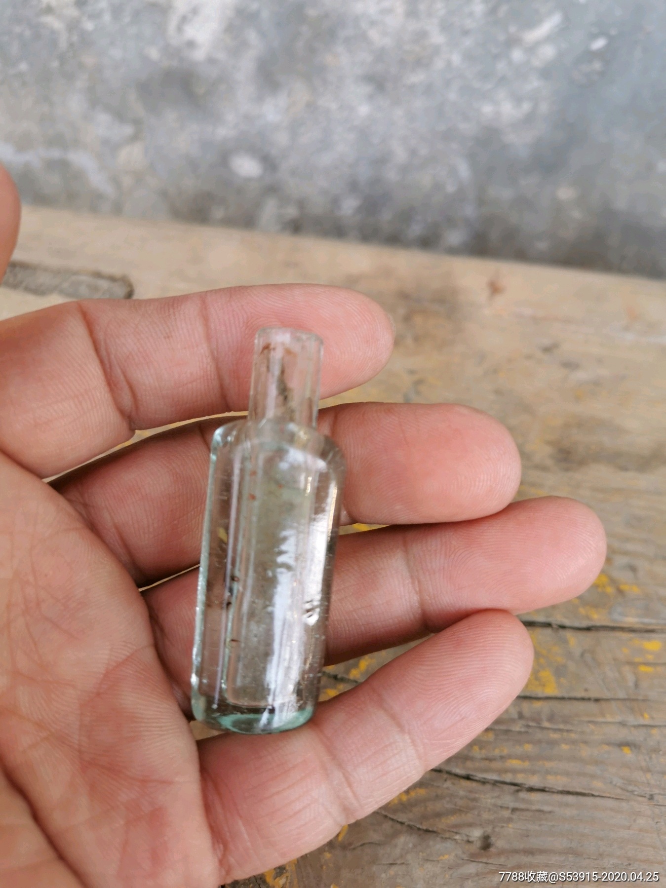 玻璃小药瓶_其他玻璃工艺_福音轩【7788收藏__收藏热线】