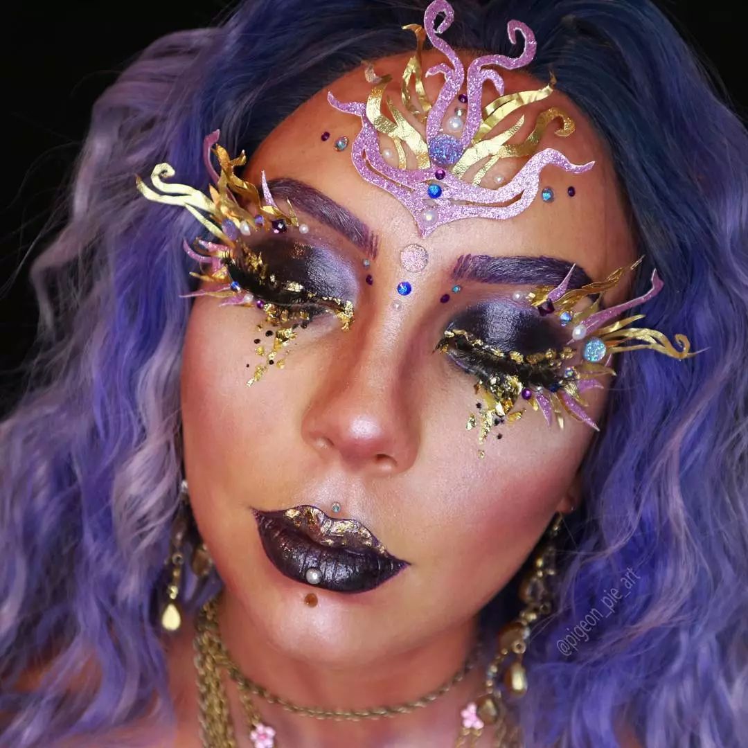 收藏夸张的艺术感妆容