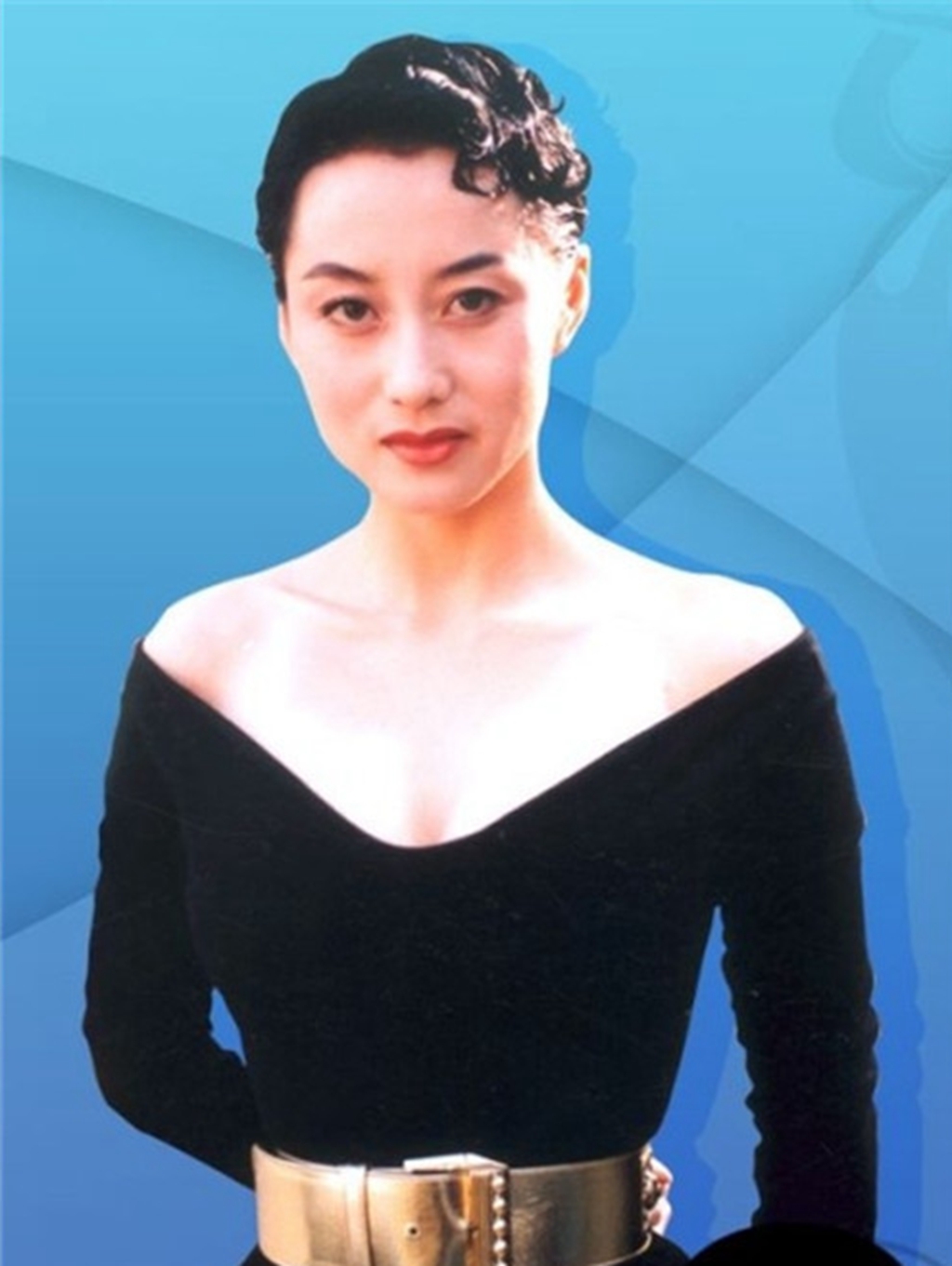 李连杰为什么抛弃前妻选择她,看年轻时的利智,终于知道为什么了