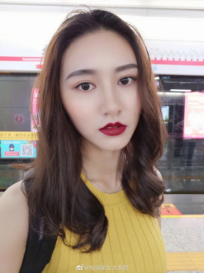 candy肖璨 赣南师范大学 服装表演专业 肖璨 20岁 处女座 家乡湖南